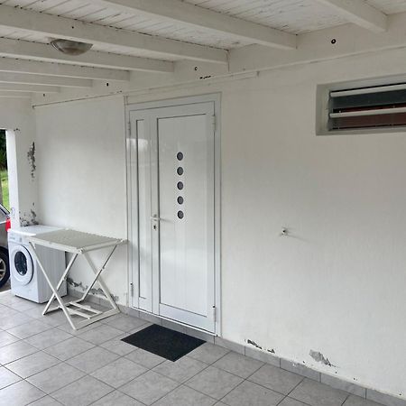 Logement De 40M2 Avec Terrasse, Moderne Et Equipe Petit-Canal Экстерьер фото